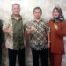Dari kiri; Kanit Satpol PP Cileunyi Rosyid, Camat Cileunyi Agus Rizal, Direktur Utama HJM H. Ace Hilman dan Pimpinan Umum SKI PATROLI Hj. Ajeng Dini Nurhidayah