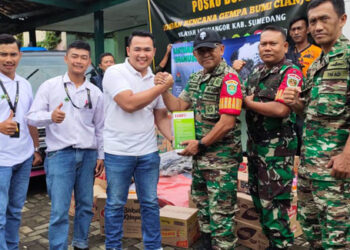 Managemen objek wisata Jatinangor National Park (Jans Park) Sumedang menyalurkan bantuan logistik dan sembako sebanyak 2 mobil bak terbuka untuk korban gempa Cianjur