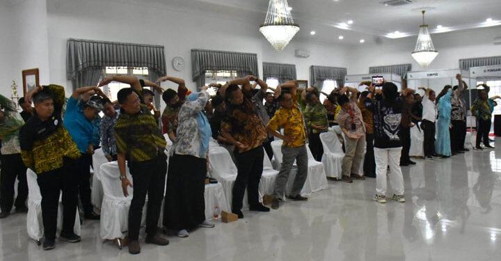 Usai meluluskan 40 peserta "Collaborative Class (Co-Class) Happy Digital Transformation in Sumedang", United In Diversity (UID) Jakarta menggelar Co-Class Generik selama sehari