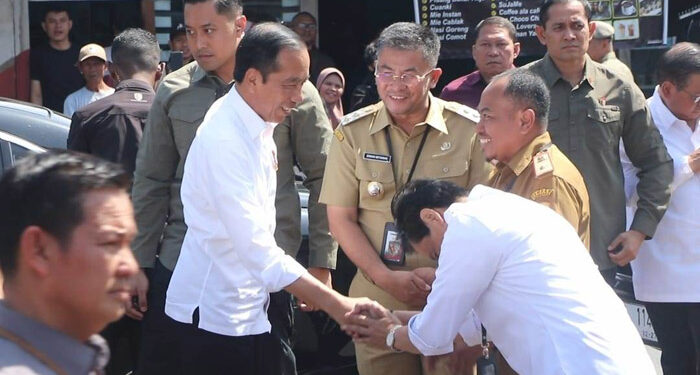 Presiden Republik Indonesia Joko Widodo 'blusukan' ke Pasar Tanjungsari, Kabupaten Sumedang