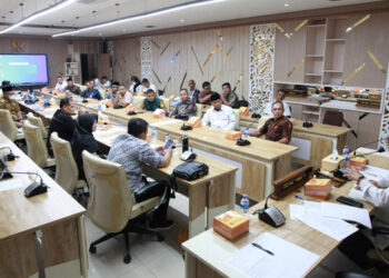 Komisi V Dewan Perwakilan Rakyat Daerah (DPRD) Provinsi Jawa Barat menerima audiensi terkait permohonan pembangunan SMAN Ciater dari Panitia Perintis SMA Negeri Ciater