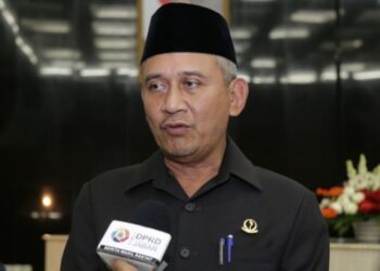 Wakil Ketua DPRD Jabar, Achmad Ru’yat. (Foto: eljabar.com)