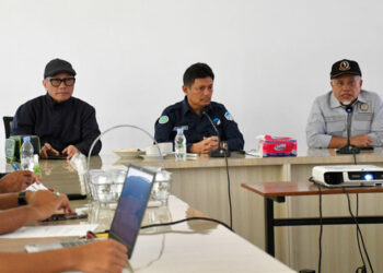 Ketua Komisi IV DPRD Provinsi Jawa Barat, Tetep Abdullatip saat melakukan kunjungan kerja ke PT. Citra Karya Jabar Tol, sebagai Kantor Pengelola Jalan Tol Cisumdawu, (Foto: Humas DPRD Jabar/Istimewa)