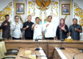 Kepala Bagian (Kabag) Fasilitasi, Penganggaran dan Pengawasan Iman Tohidin saat menerima kunjungan kerja Komisi I DPRD Provinsi Sumatera Selatan. (Foto: Istimewa)