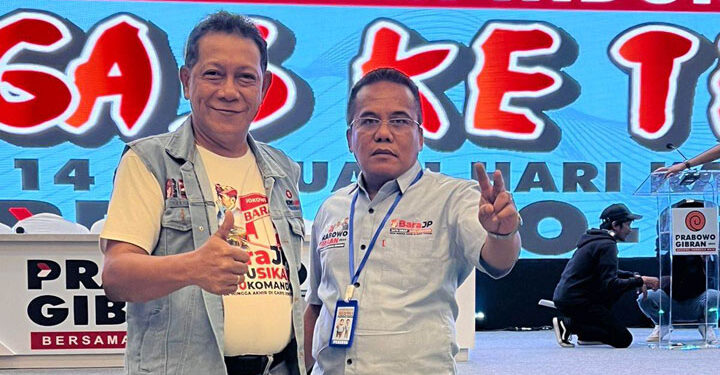 Bendahara DPP BaraJP, Y. Pasomba (kanan)