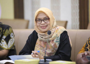 Pelaksana Harian (Plh) Sekretaris DPRD Jabar, sekaligus Kepala Bagian (Kabag) Persidangan dan Perundang-Undangan, Iis Rostiasih