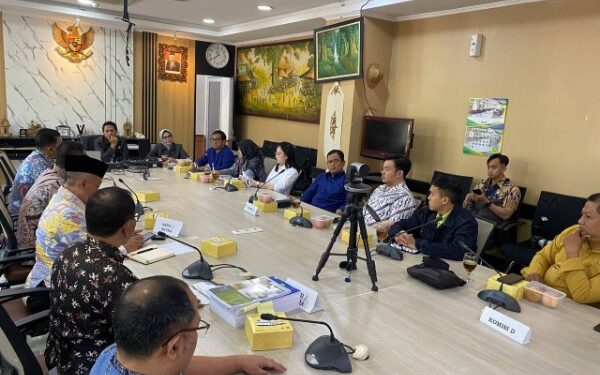 CREATOR: gd-jpeg v1.0 (using IJG JPEG v62), quality = 80?