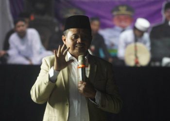 Bupati Sumedang, Dony Ahmad Munir saat menghadiri Milangkala ke-107 Desa Cinangerang sekaligus peringatan Tahun Baru Islam 1447 H. (Foto: Istimewa)