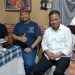 Jonny Sirait (kanan, kemeja putih)