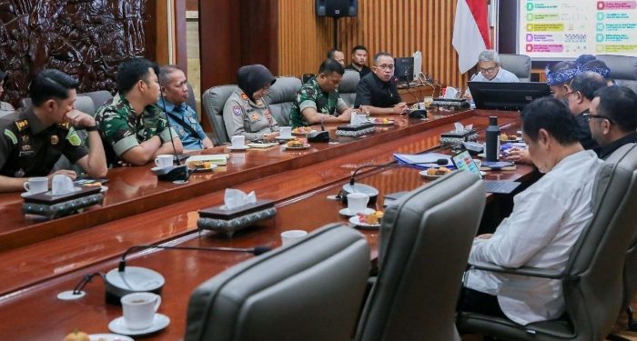 Ketua DPRD Kota Bandung H. Asep Mulyadi, S.H., pada Sosialisasi Kebijakan SPMB Kota Bandung, di Balai Kota Bandung, Kamis 30 April 2026.