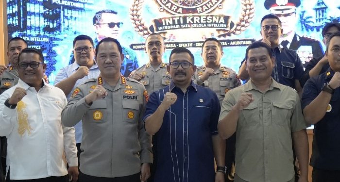 Wakil Ketua I DPRD Kota Bandung, H. Toni Wijaya, S.E., S.H., menghadiri peluncuran aplikasi INTI KRESNA, di Aula Polrestabes Bandung, Kamis, 8 Oktober 2026.