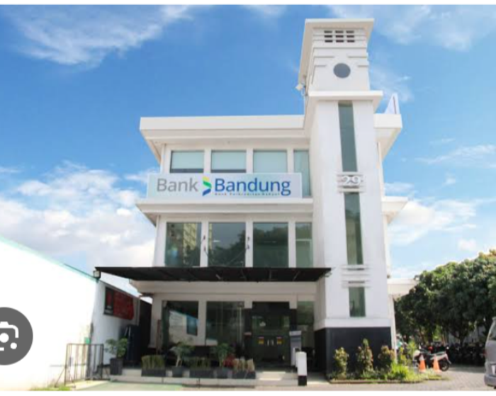 Status Bank Bandung Kini Berubah Menjadi Perusahaan Perseroan Daerah.