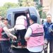 Direktur Utama BUMD Yanuar Budi Noman dan Direktur PT Cahaya Frozen Raya, Castam memasuki mobil tahanan usai mengikuti persidangan.